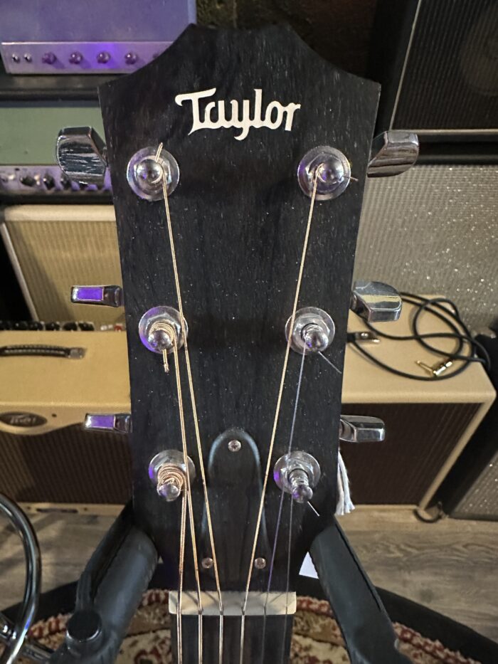 Taylor 214ce Acoustic Guitar